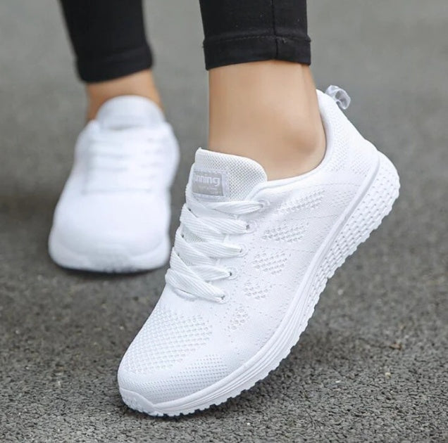 No Tie Athletic Tennis Shoes