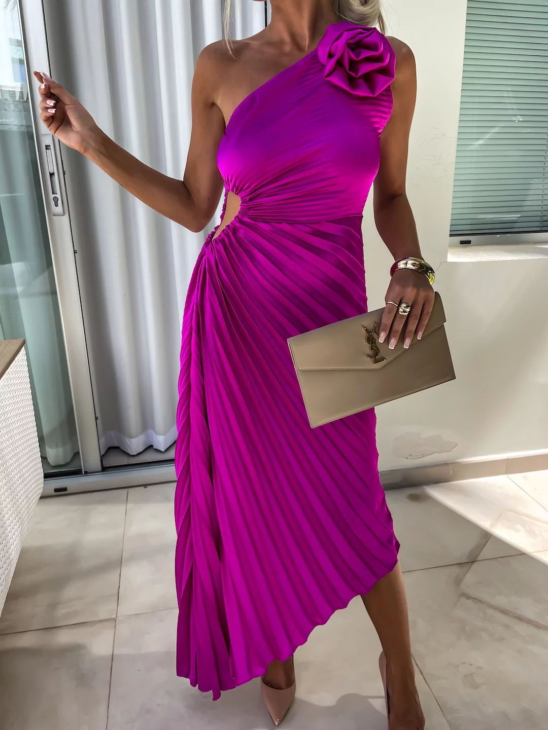 Big Rose Pleated One-Shoulder Dress