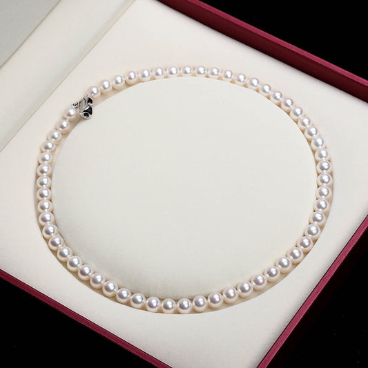 Elegant Pearl necklace