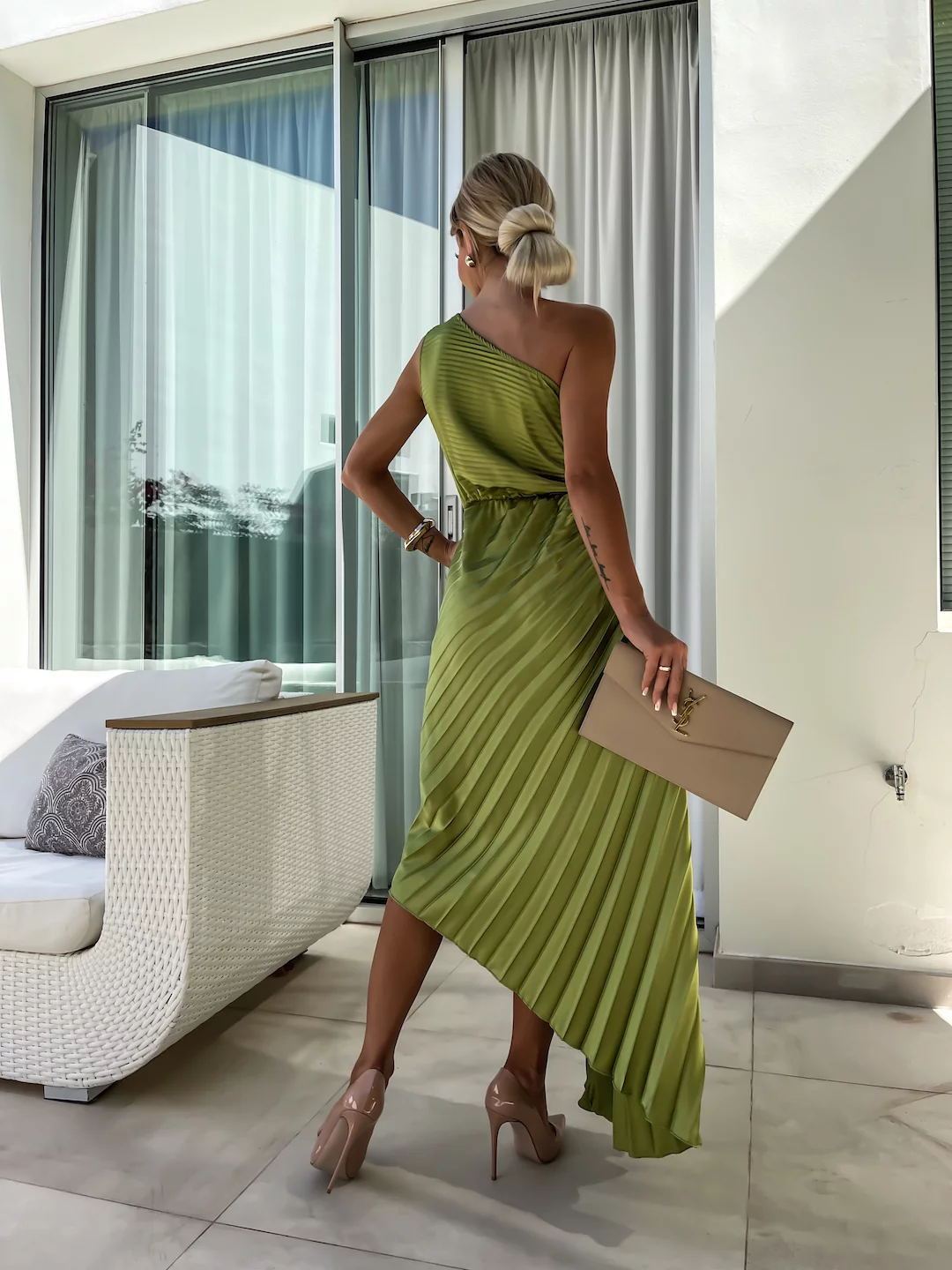 Big Rose Pleated One-Shoulder Dress