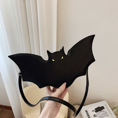Eternal Midnight Bat Clutch