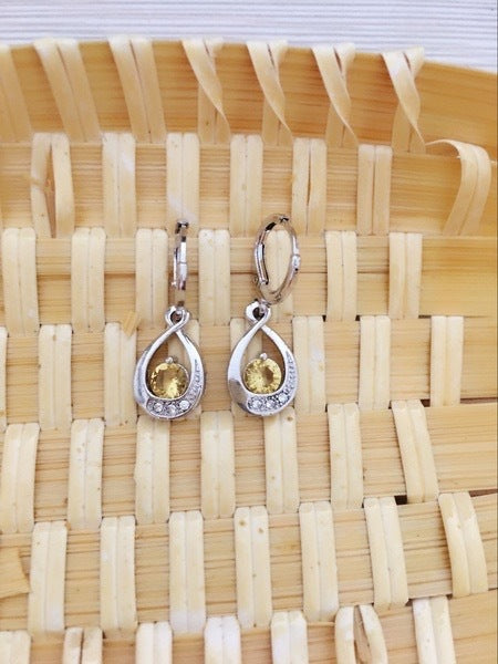 Everyday Wear Zircon Water Drop Earrings