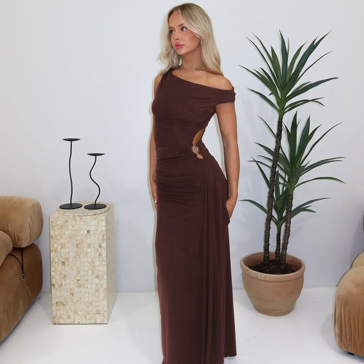 Sexy Slanted Shoulder Evening Gown