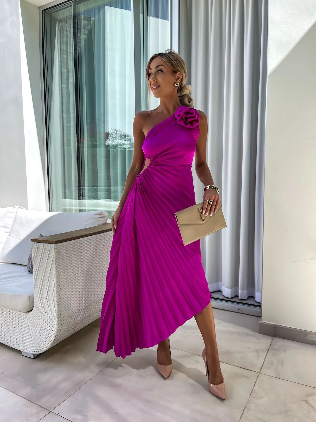 Big Rose Pleated One-Shoulder Dress