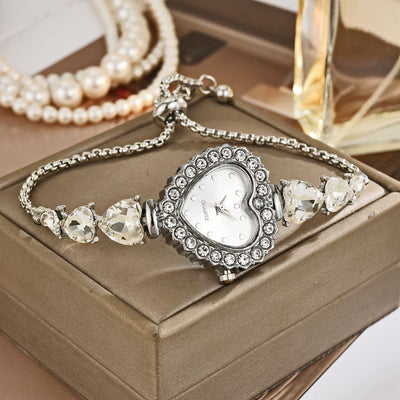 Exquisite Heart Shape Quartz Wrist Watch – Feminine and Classy