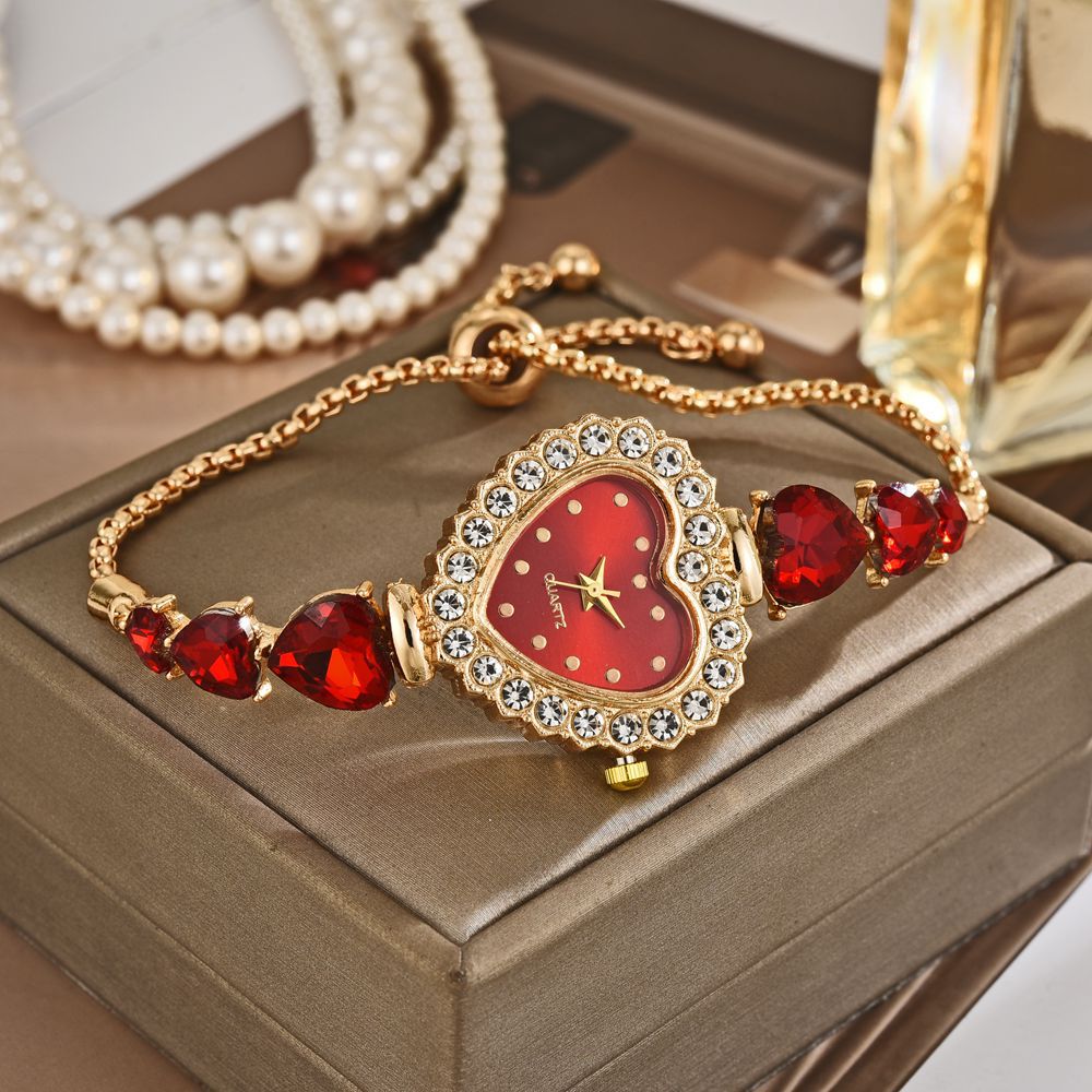 Exquisite Heart Shape Quartz Wrist Watch – Feminine and Classy
