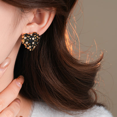 Dripping Gold Heart Earrings
