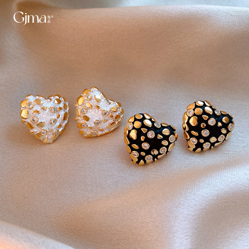 Dripping Gold Heart Earrings