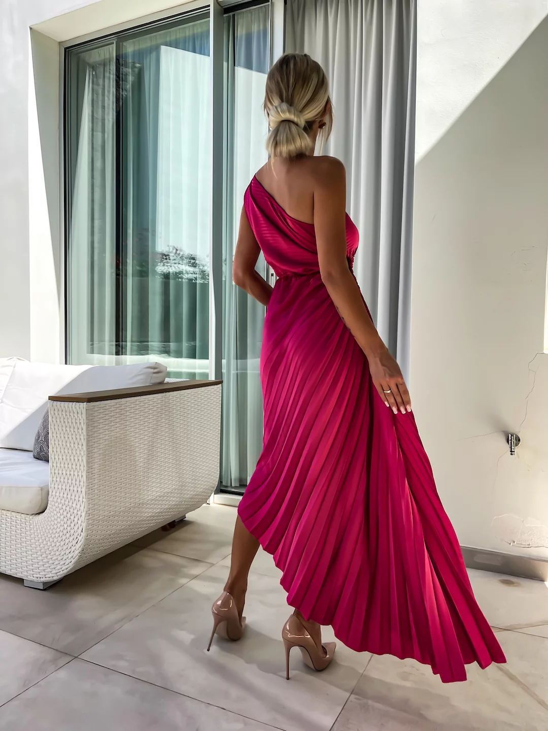 Big Rose Pleated One-Shoulder Dress