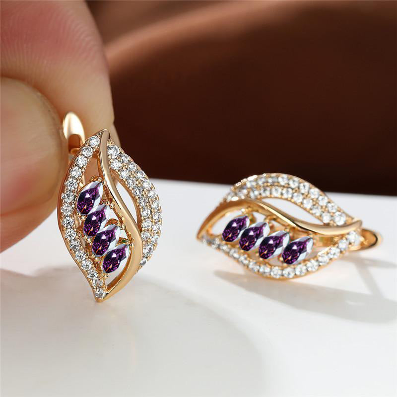 Elegant Leaf-Shaped Rhinestone Earrings