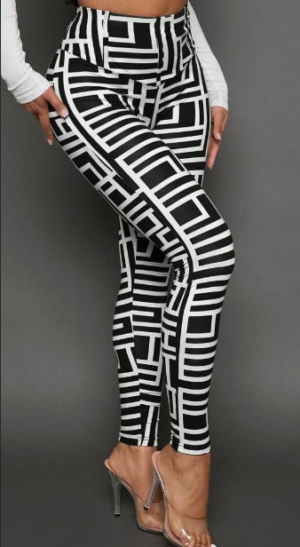 Geometric Print Leggings